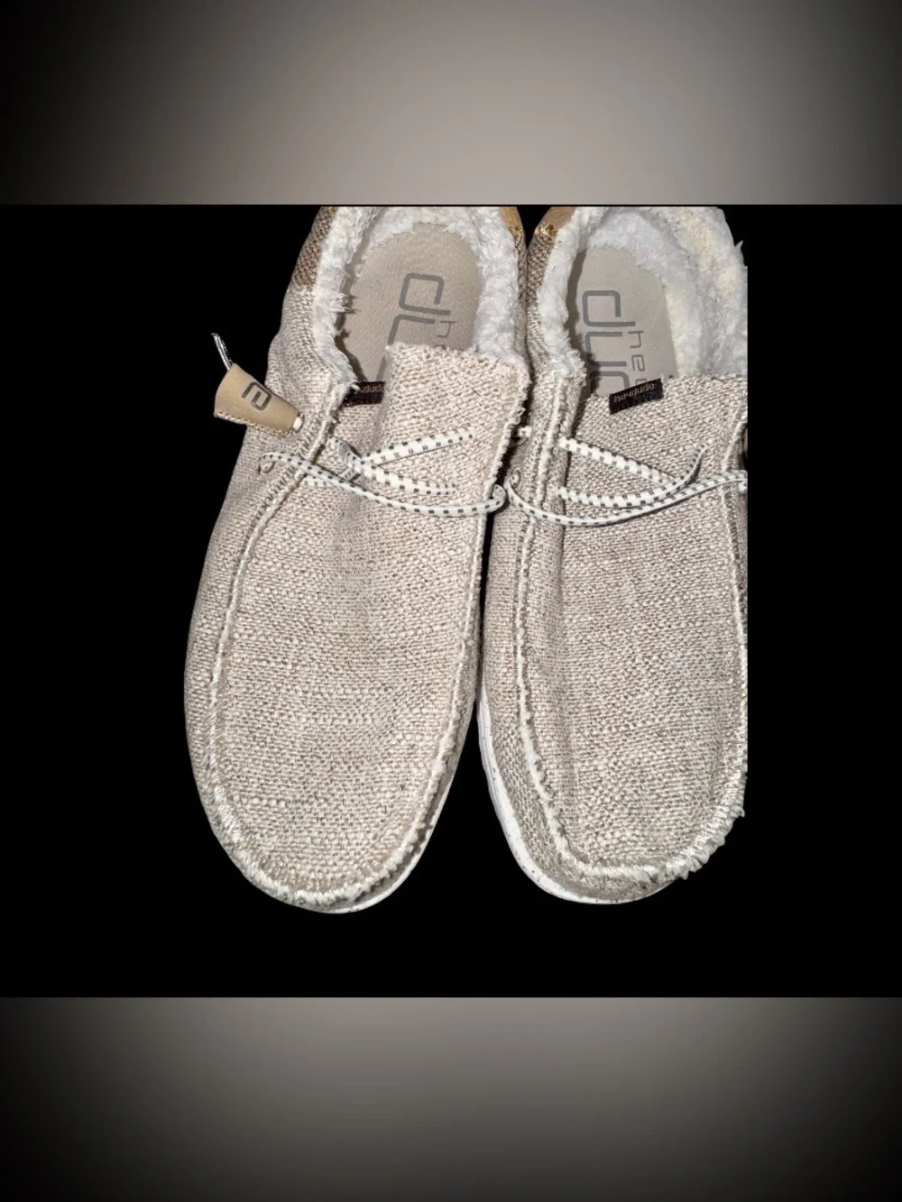 HEY DUDE WALLY STITCH slip on loafers men’s size 9
